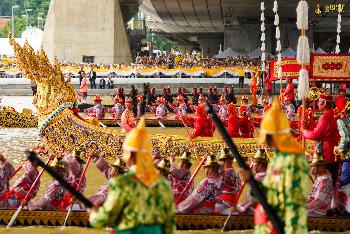 Royal Barge Procession by Royal Photografic - Bild 6 - mit freundlicher Genehmigung von Depositphotos