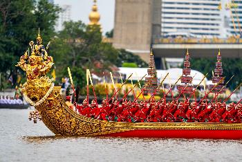 Royal Barge Procession by Royal Photografic - Bild 7 - mit freundlicher Genehmigung von Depositphotos