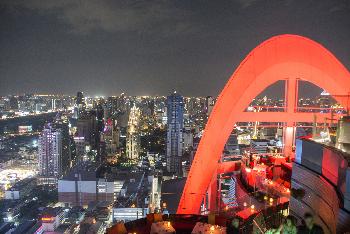 Sky Bars & Rooftop Restaurants in Bangkok - Bild 1 - mit freundlicher Genehmigung von Depositphotos 