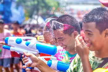 Songkran in Chiang Mai - Wasser Marsch - Bild 3