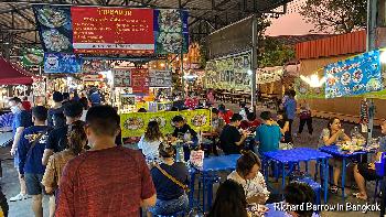 SrinakarinTrain Night Market - pictures by Richard Barrow - Bild 12 - mit freundlicher Genehmigung von Richard Barrow 