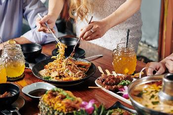 Thail�ndisches Essen - lecker Bild 7 -  - mit freundlicher Genehmigung von Depositphotos 