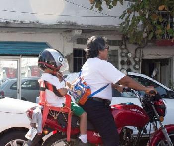 Thailands Lastenmopeds Bild 2 -