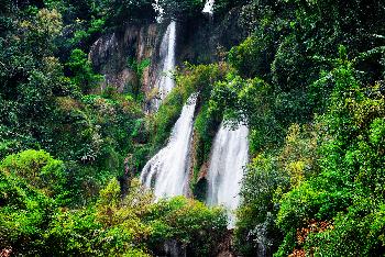 Thi Lo Su Waterfall - Naturwunder im Dschungel - Bild 2 - mit freundlicher Genehmigung von Depositphotos 