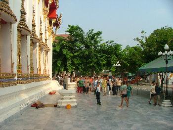 Zoom Traditionelle Feier und unvergessliche Wasserparty - Songkran - Bild 1