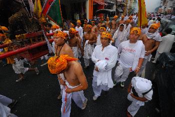 Vegetarian Festival Phuket - Bild 6 - mit freundlicher Genehmigung von Depositphotos 