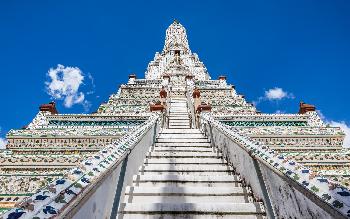 Wat Arun, der Tempel der Morgenröte - Bild 1 - mit freundlicher Genehmigung von Depositphotos 