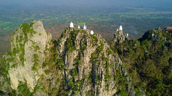 Wat Chalermprakiat - Lampangs Himmeltempel - Bild 2 - mit freundlicher Genehmigung von Veer 