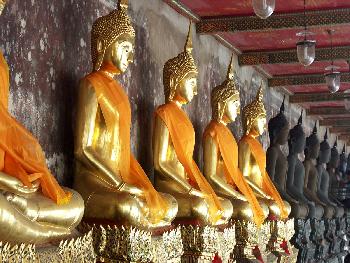 Wat Pho - Temple of the declining Buddha - Bild 2
