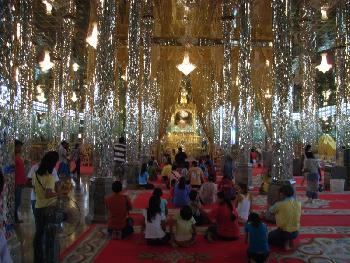 Wat Tha Sung Uthai Thani - Bild 2