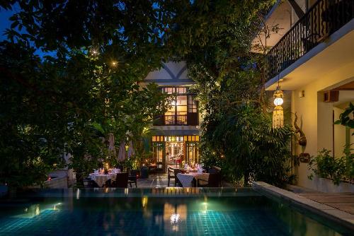Hotel Zentrum Ariyasom Villa in Bangkok - Bild 1