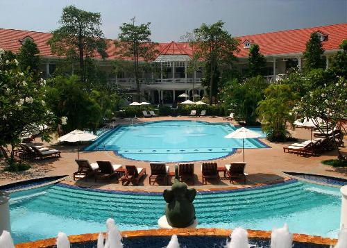 Hotel am Strand Centara Grand Beach Resort in Hua Hin / Cha Am - Bild 1