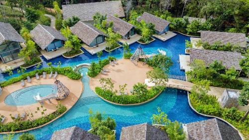 Resort am Strand Island Escape by Burasari in Phuket - Bild 1