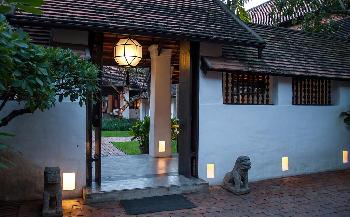 Hotel Zentrum Rachamankha in Chiang Mai - Bild 1