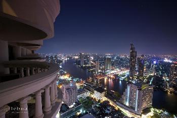 Hotel Zentrumsnähe Tower Club At Lebua in Bangkok - Bild 2