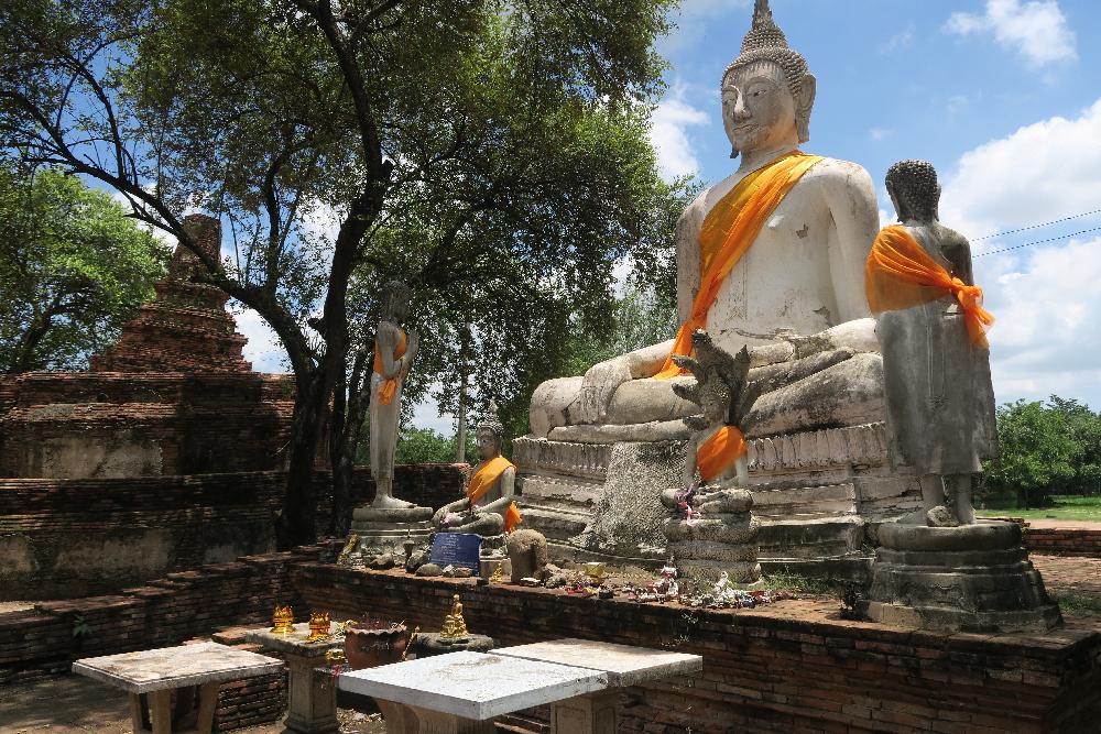 Zoom Buddha in Ayutthaya