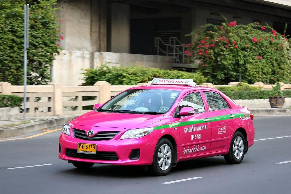Zoom Taxi-meter in Bangkok - Picture CC by Ilya Plekhanov 
