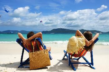 Witzige Einblicke in Thailands entspannten Umgang mit Zeit