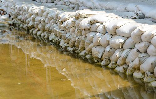 1,5 Millionen Sandsäcke zum Schutz am Chao Phraya  - Reisenews Thailand - Bild 1