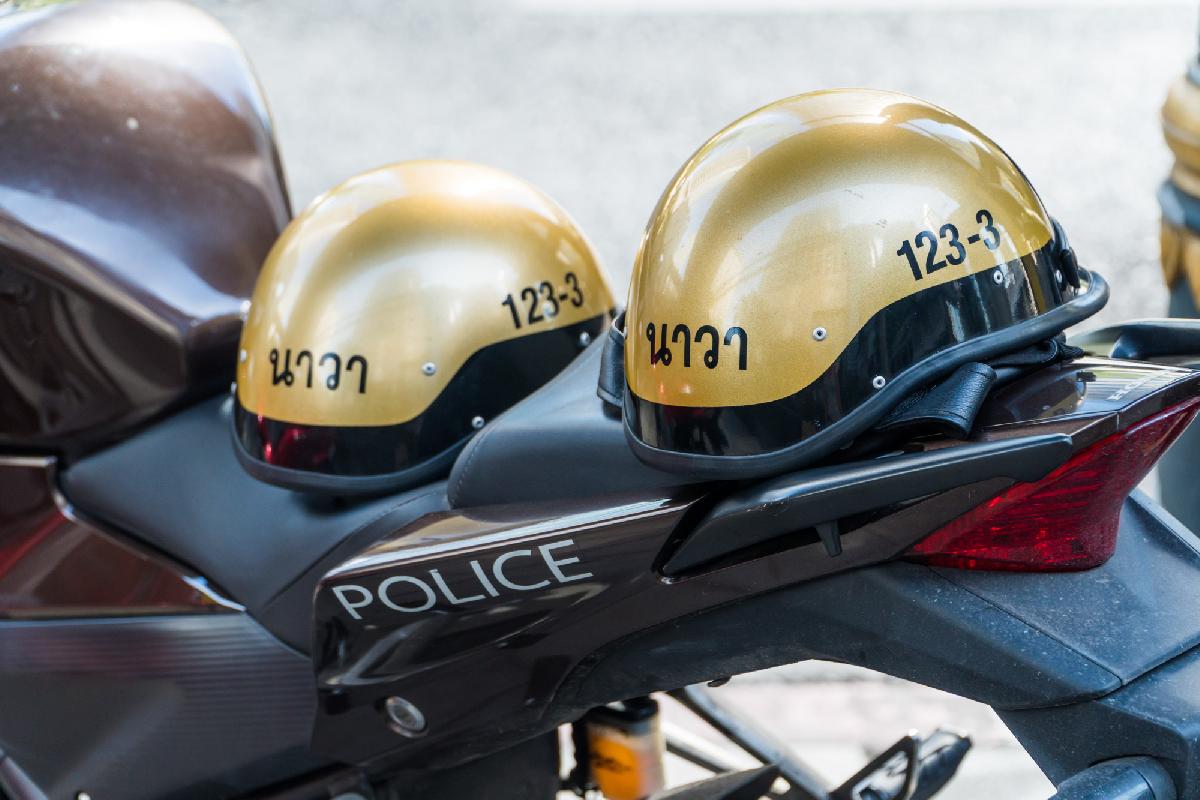 Acht Tote nach Kollision mit Linienbus und Güterzug in Bangkok - Makkasan-Unfall: Warum ein Linienbus auf den Gleisen stand Symbolfoto 2