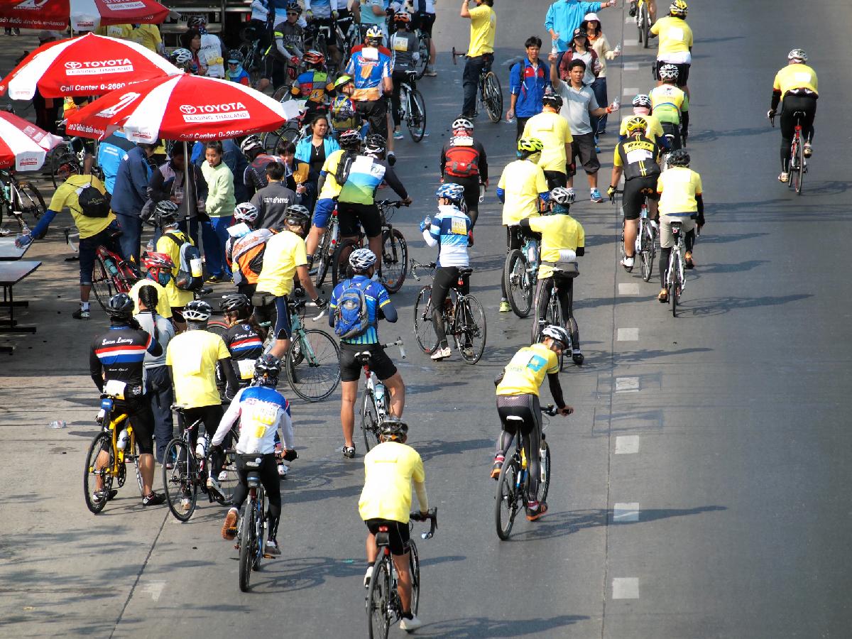 Aktion Autofreies Bangkok 2026 - Bahn, Boot, Fahrrad statt Dauerstau - Skywalks, Elektroboote und Leihräder: Bangkok baut an der Verkehrswende Symbolfoto 5