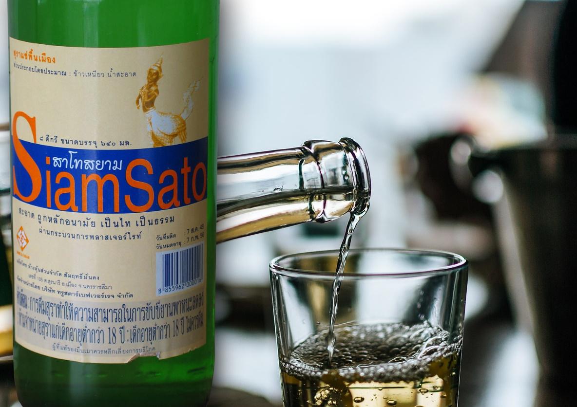 Alkohol und Durian - eine toxische Kombination - Die Stinkfrucht und das Bier - ein Mix mit überraschendem Risiko Symbolfoto 6