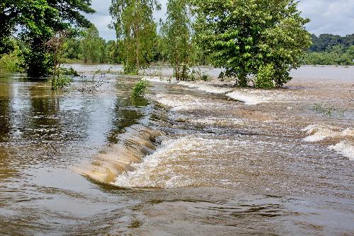 Anhaltende Regenflle setzen Zentralthailand unter Wasser - Reisenews Thailand - Bild 2  Gerhard Veer