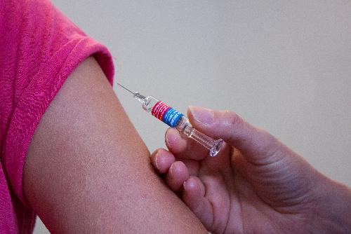 Bild Anutin verkündet Rückkehr der Pflichtimpfungen