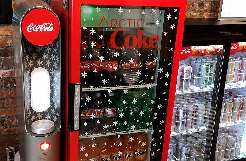 Arctic Coke Machine: Cola rein - Slush raus! - Thailand Blog - Symbolfoto 1