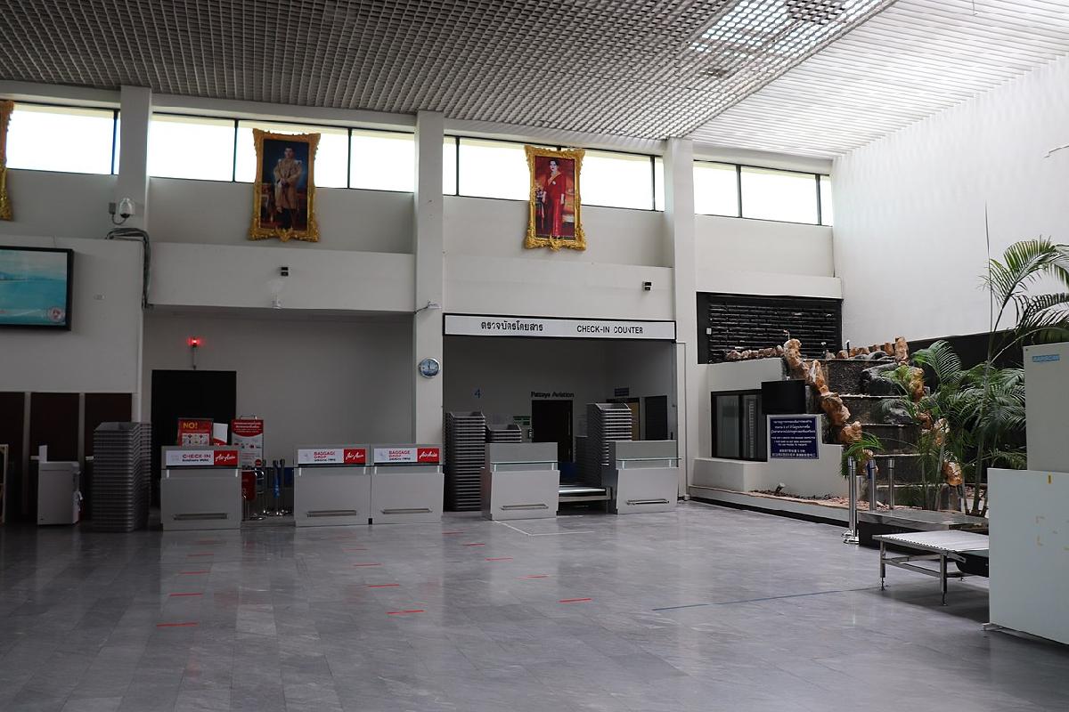 Huahin Airport terminal - Picture CC by Bebiezaza - https://commons.wikimedia.org/wiki/User:Bebiezaza