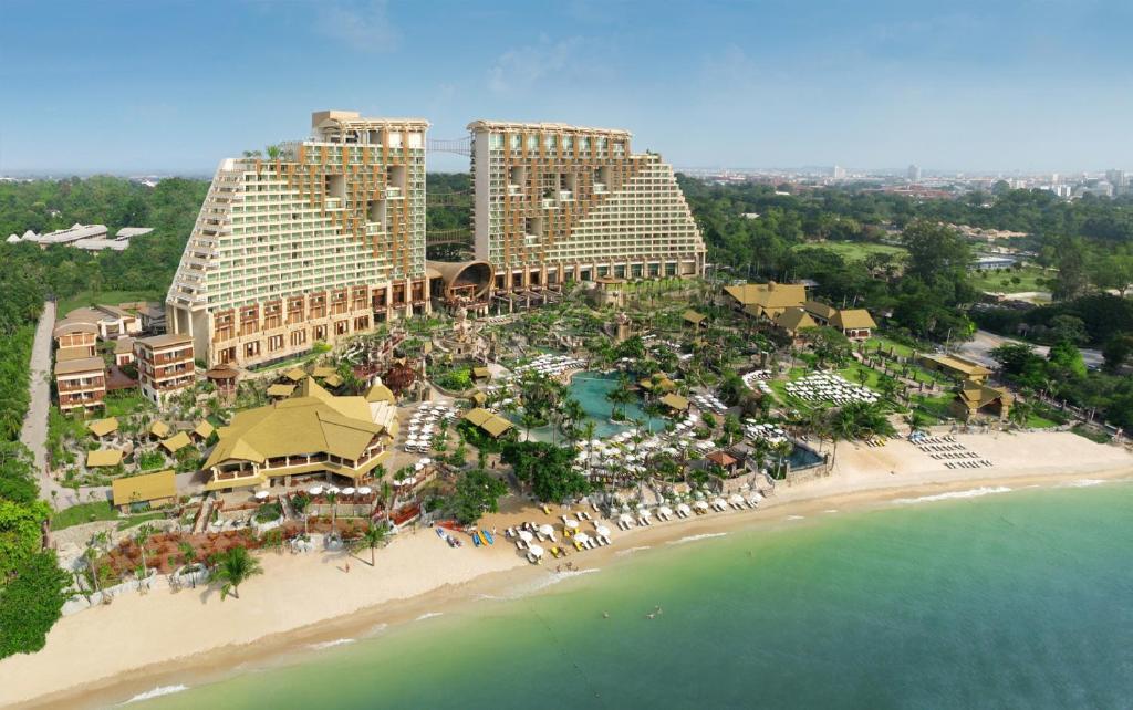Centara Grand Mirage Resort Pattaya - SHA+ Hotel