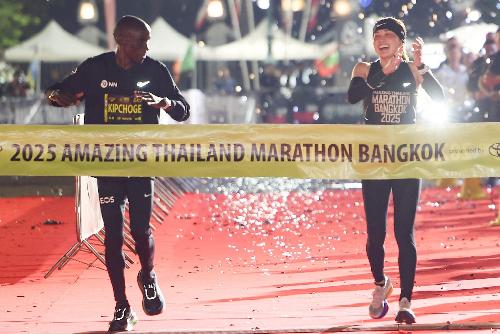 Bild Bangkok Marathon 2025 - mit Königin Suthida und Laufstar Kipchoge