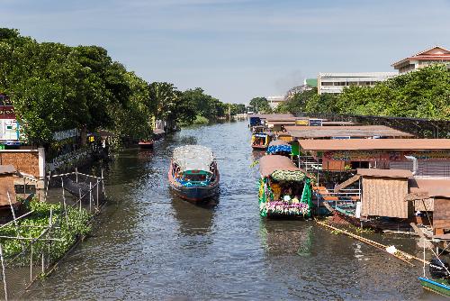 Bangkok revitalisiert Wasserwege mit Elektro-Wassertaxis - Reisenews Thailand - Bild 1