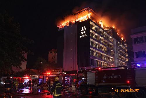 Bild Brand in Pattaya-Hotel: 4 Verletzte, 240 G�ste gesichert