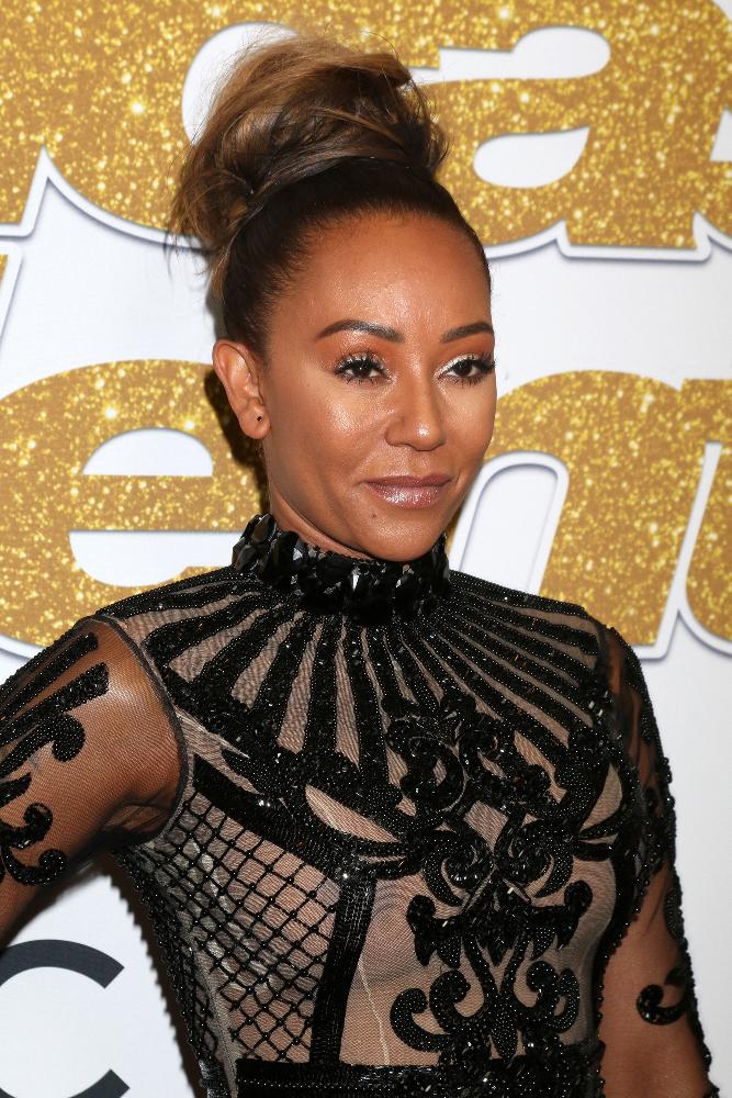BREAKING NEWS: Nene Royal beim Viertelfinale von AGT - 🌙🎸 Natürlich sind wir für euch wach geblieben - und es hat sich gelohnt! Symbolfoto 1
