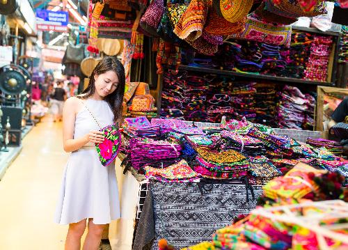 Chatuchak - Bangkoks Riesenmarkt - Reportagen & Dokus - Symbolfoto 2