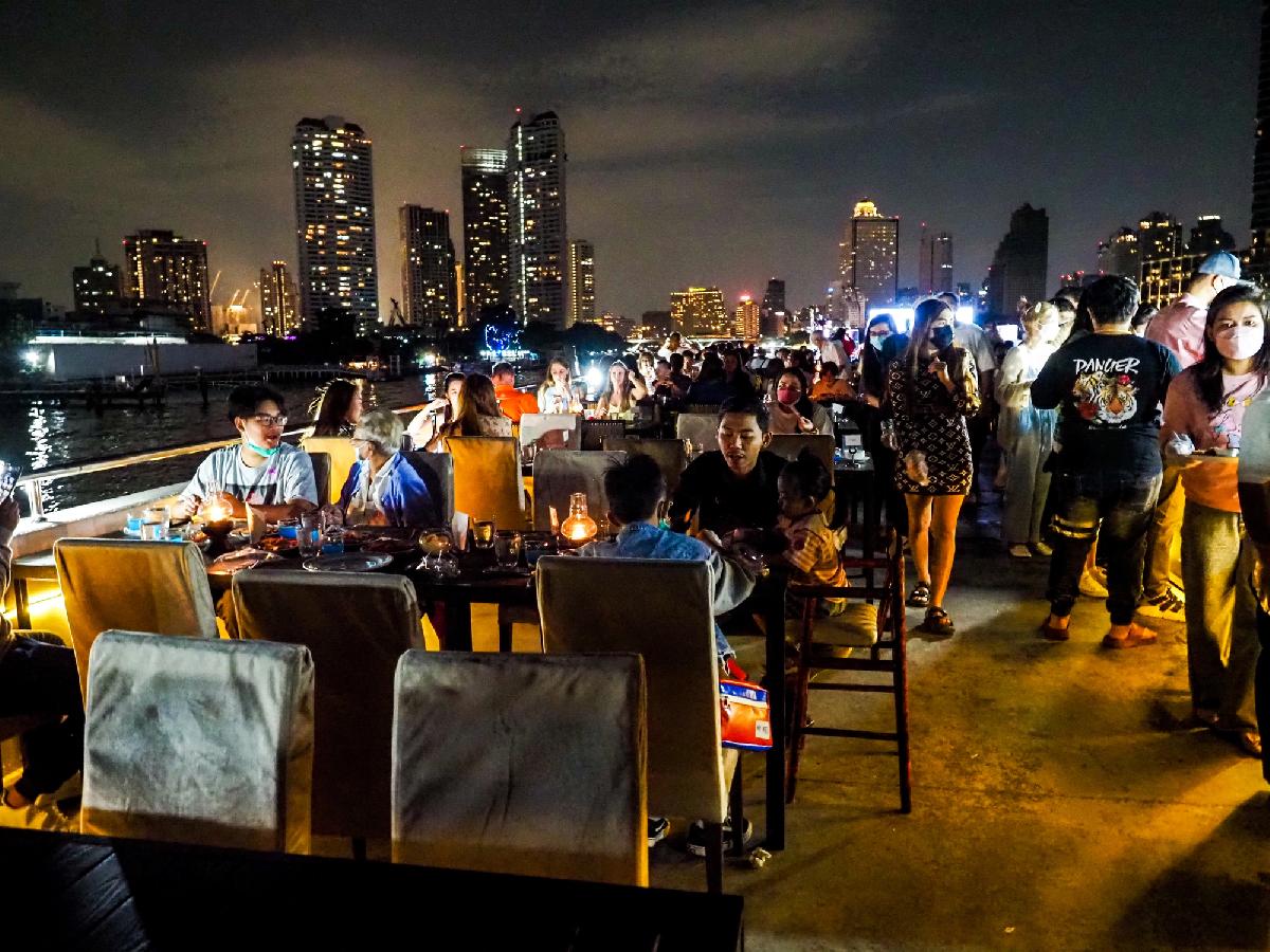 Die Königinnen des Chao Phraya - Wie drei Generationen der Familie Singholaka Bangkoks Flussverkehr prägten Symbolfoto 7