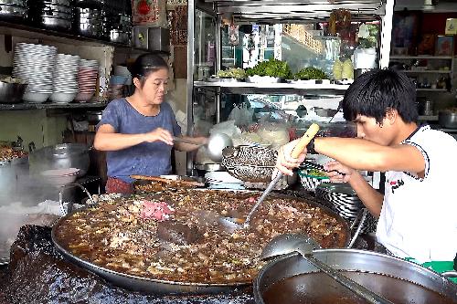 Die Thai-Suppe, die fast 50 Jahre ununterbrochen kocht - Thailand Blog - Bild 1