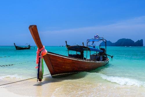 Dramatische Rettungsaktion - Touristen-Boot sinkt nahe Bamboo Island - Reisenews Thailand - Bild 1