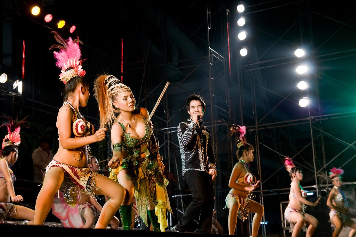 EDC Thailand 2026: Drei Tage Vollgas auf 380.000 qm - Von Vegas nach Phuket: Das volle EDC-Gefühl in Asien Symbolfoto 8