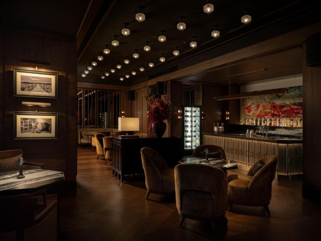 Cannubi im Dusit Thani