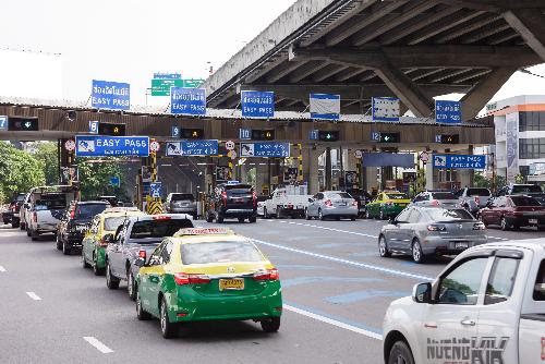 Bild Fahren auf Thailands Mautstraßen und Expressways