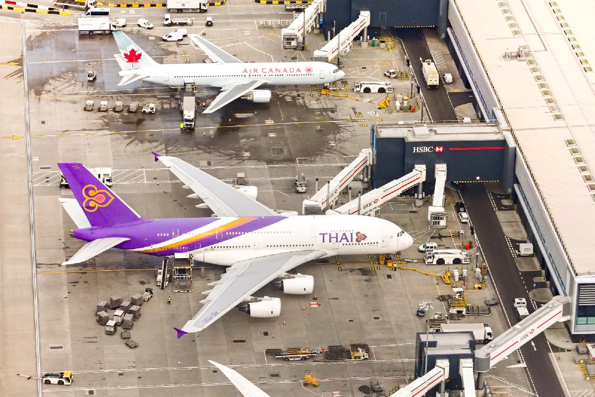First Class ohne Flugticket - Ein ausrangierter A380 begeistert - Airbus zum Einsteigen für 80 Baht - Verrückter Nachtmarkt in Rayong Symbolfoto 7