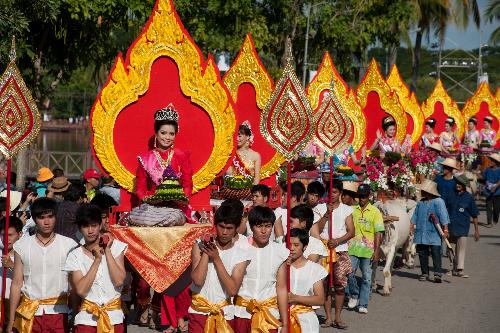 Funkelndes Spektakel zu Yi Peng in Chiang Mai - Reisenews Thailand - Bild 3