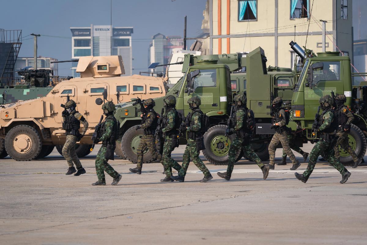 Grenzkonflikt - Festland unter Ausgangssperre, Inseln bleiben entspannt - Trat im Ausnahmezustand, Koh Chang im Urlaubsmodus: Eine Lageeinordnung Symbolfoto 1