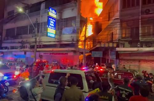 Grobrand in Bangkoks China Town - massive Feuerwehreinstze - Reisenews Thailand - Bild 1