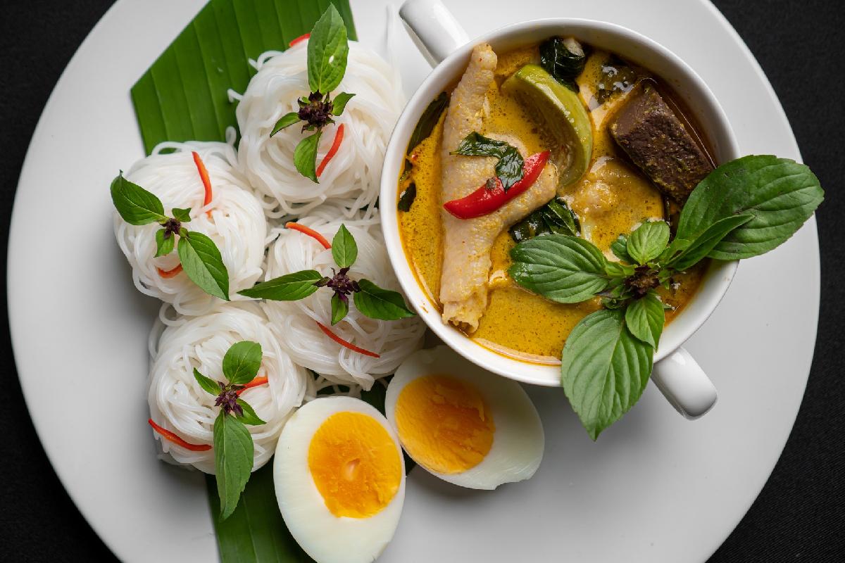 Guide Michelin prämiert Thailands Restaurants und Garküchen - Die aktuelle Ausgabe 2023 weist den Weg für Kulinariker Bild 2