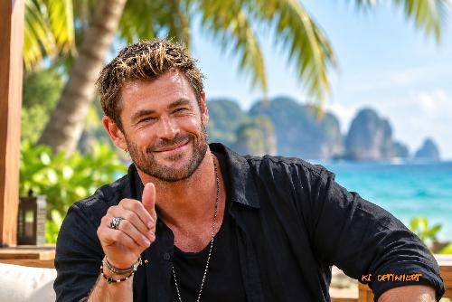 Bild Hollywood-Alarm in Thailand: Chris Hemsworth dreht Extraction 3