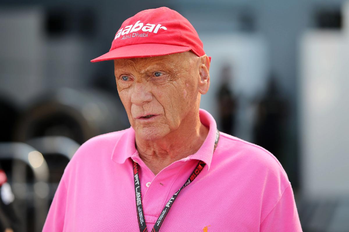 Lauda-Air-Flug 004: Gedenken an die Katastrophe von 1991 - 223 Passagiere & Flugbegleiter an Bord der Mozart kamen ums Leben Symbolfoto 4