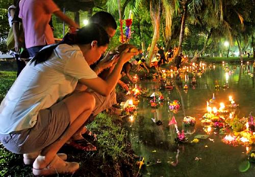 Loy Kratong ab heute in Bangkok - Reisenews Thailand - Bild 1